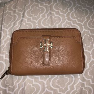 Tory Burch wallet